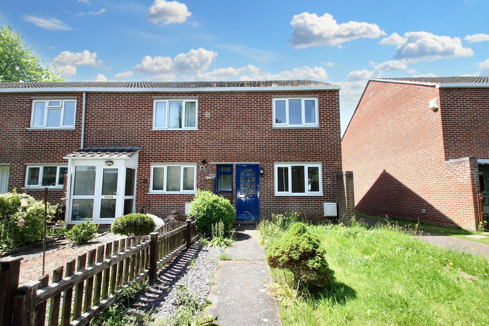 2 bed semi-detached house to rent in Rowan Drive, Taunton, TA1