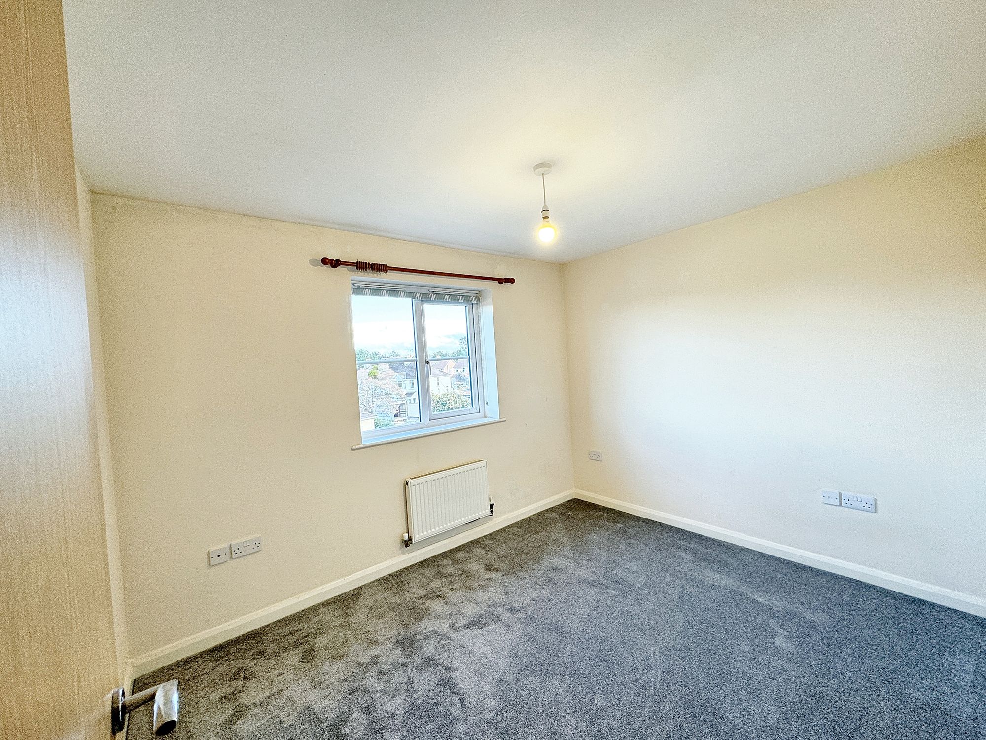 2 bed apartment to rent in Eastleigh Road, Taunton  - Property Image 4