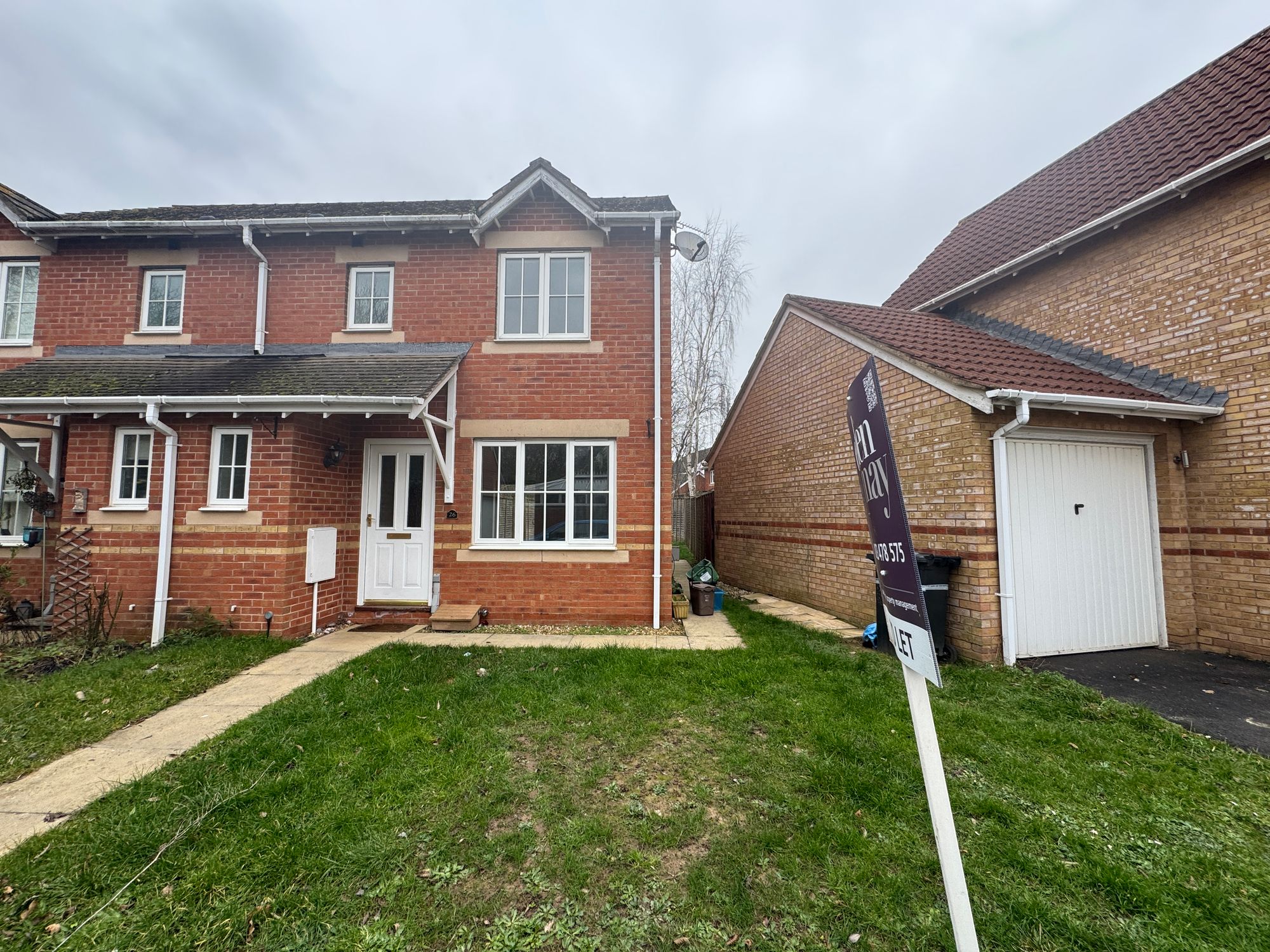 3 bed house to rent in The Shaulders, Taunton, TA2