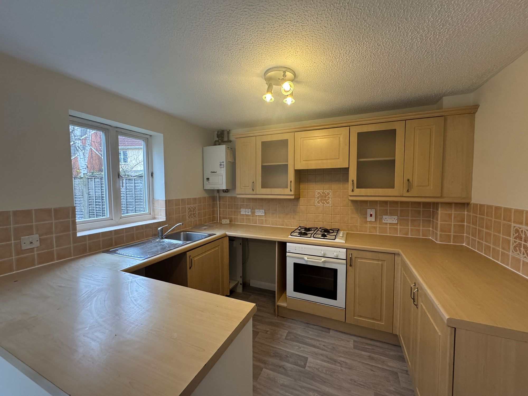 3 bed house to rent in The Shaulders, Taunton  - Property Image 2