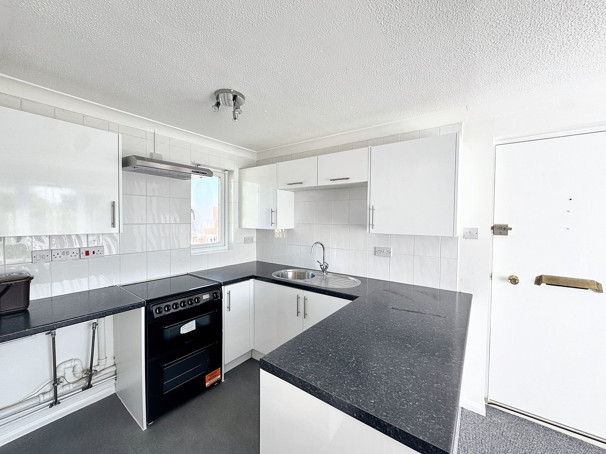1 bed house to rent in Allington Close, Taunton, TA1  - Property Image 2