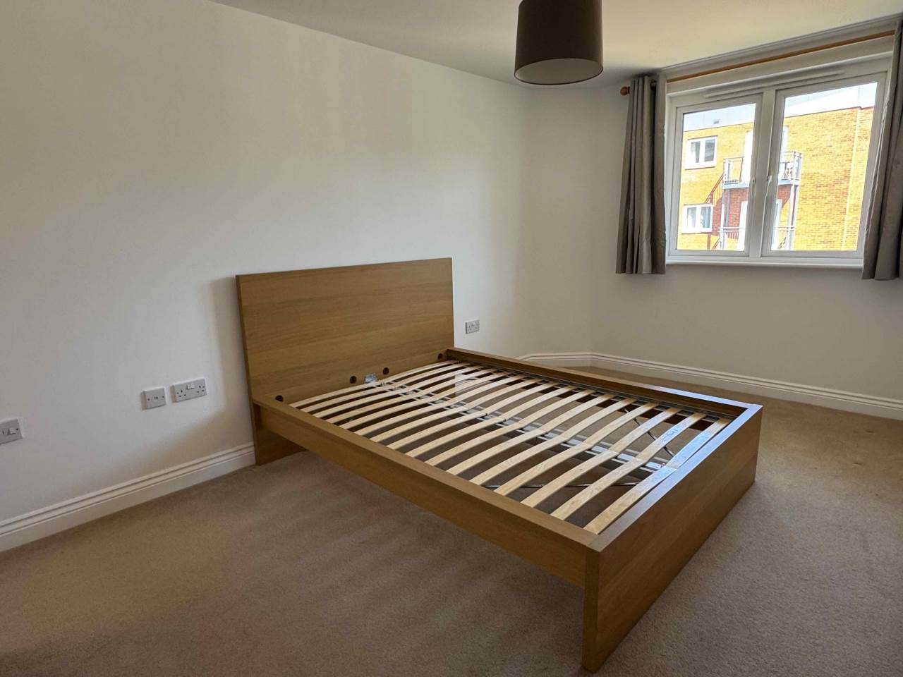 2 bed flat to rent in Constantine House, New North Road  - Property Image 3