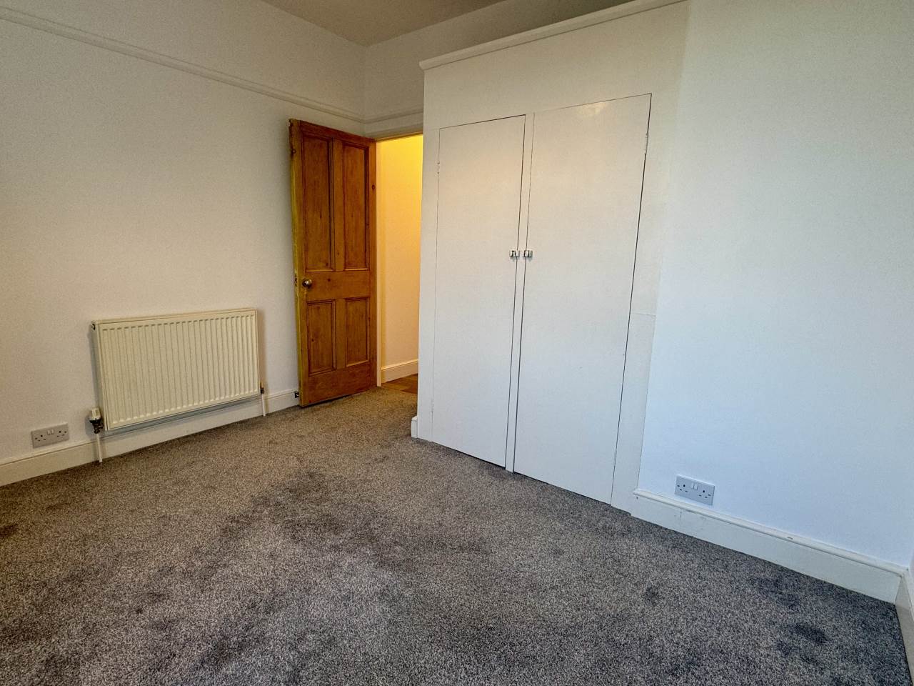 2 bed flat to rent in Victoria Park Road, Exeter  - Property Image 9