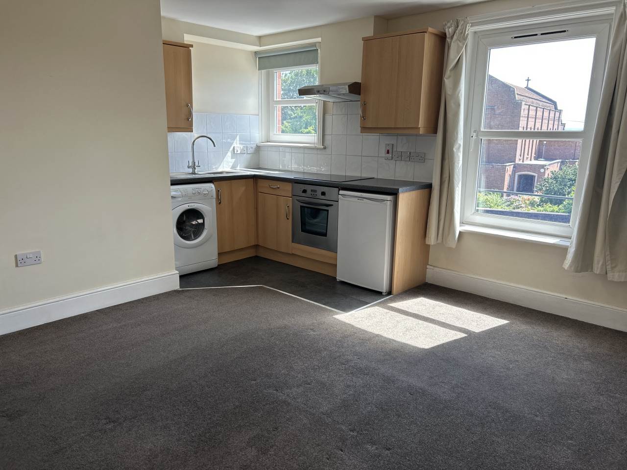 1 bed studio flat to rent in Old Tiverton Road, Exeter, EX4