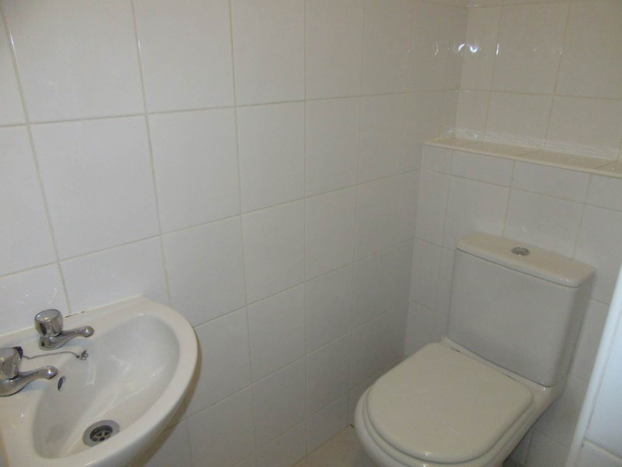 1 bed studio flat to rent in Old Tiverton Road, Exeter  - Property Image 5