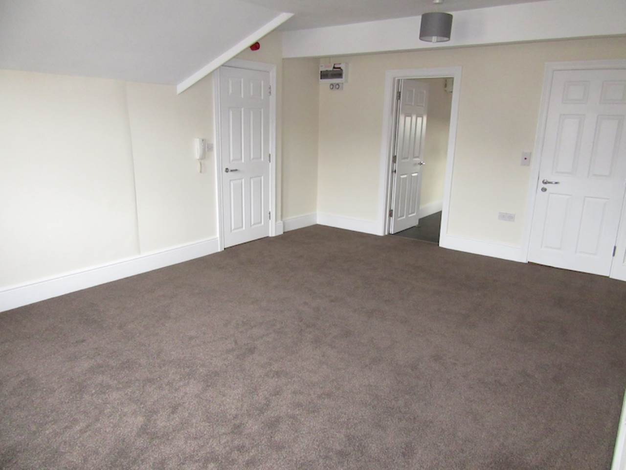 1 bed studio flat to rent in Old Tiverton Road, Exeter  - Property Image 3