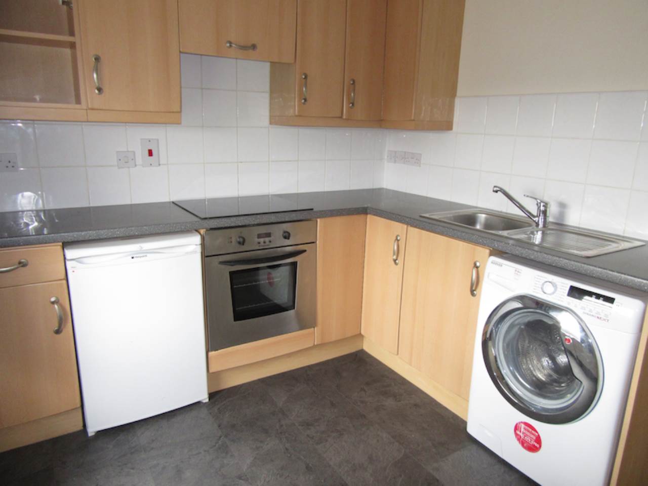 1 bed studio flat to rent in Old Tiverton Road, Exeter  - Property Image 2