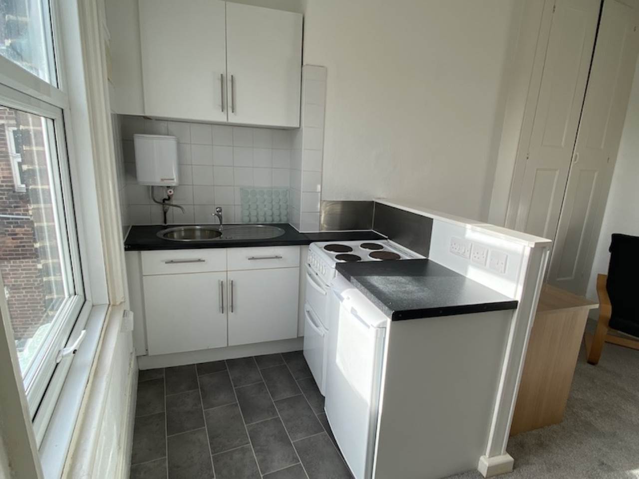 1 bed house / flat share to rent in Powderham Crescent, Exeter  - Property Image 2