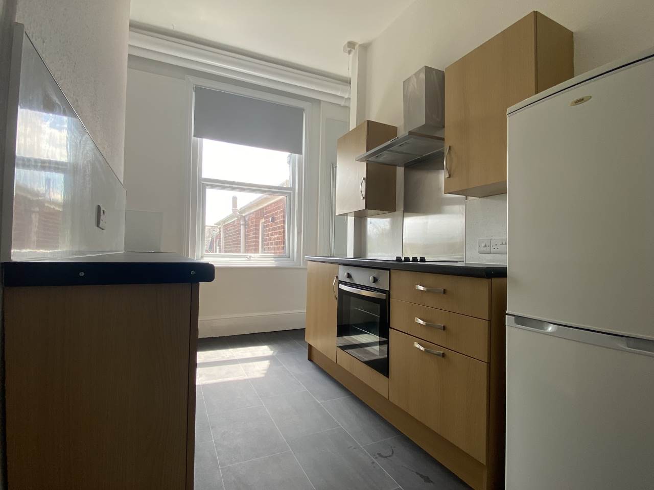 1 bed flat to rent in Powderham Crescent, Exeter  - Property Image 2