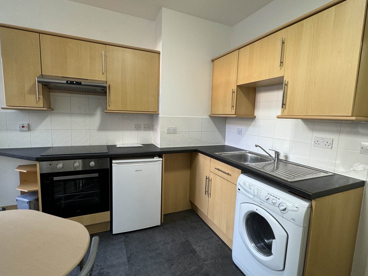 1 bed studio flat to rent in Union Road, Exeter  - Property Image 4