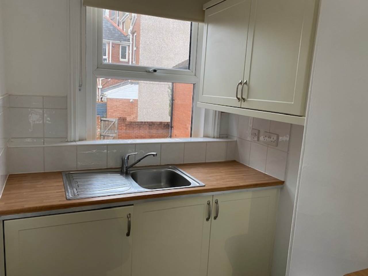 1 bed studio flat to rent in Union Road, Exeter  - Property Image 5