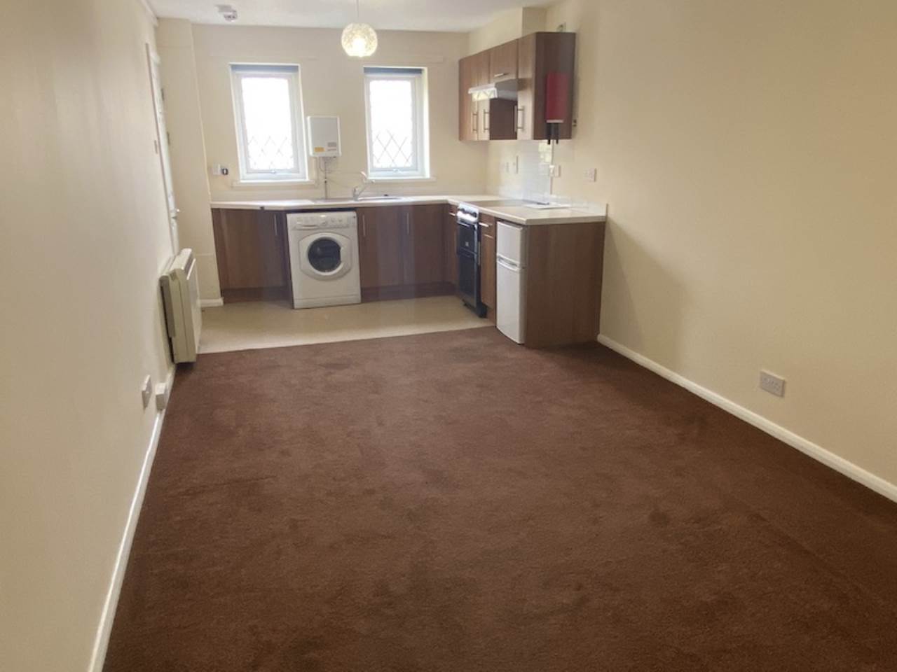 1 bed studio flat to rent in Westminster Road, Exeter  - Property Image 2