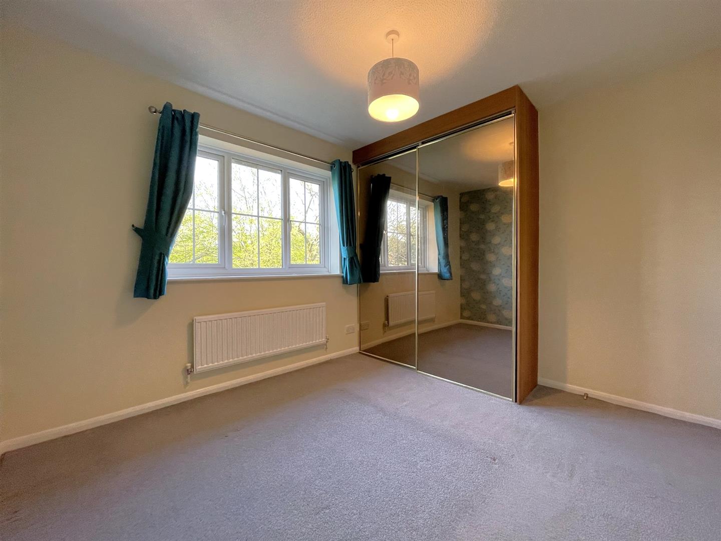 3 bed terraced house to rent in The Pines, Basildon  - Property Image 12