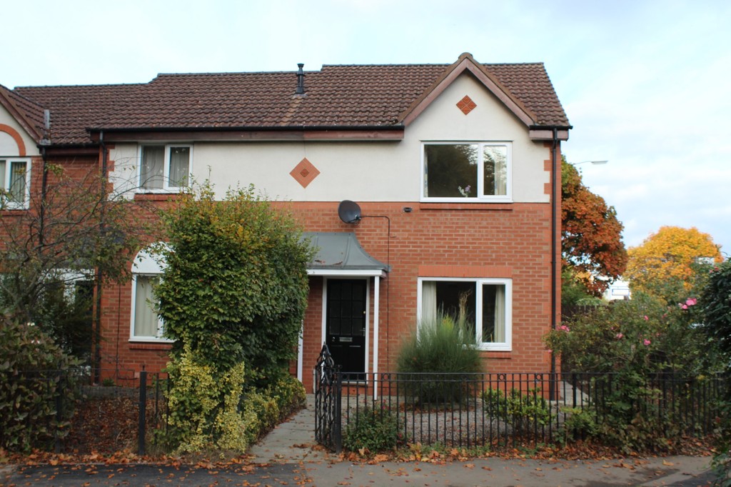 3 bed end of terrace house to rent in Neville Drive, Stockton-on-Tees 1