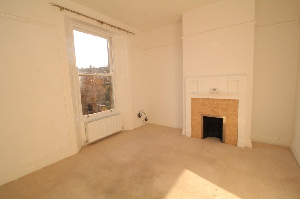 2 bed terraced house to rent in Millfield Terrace, Hexham 1