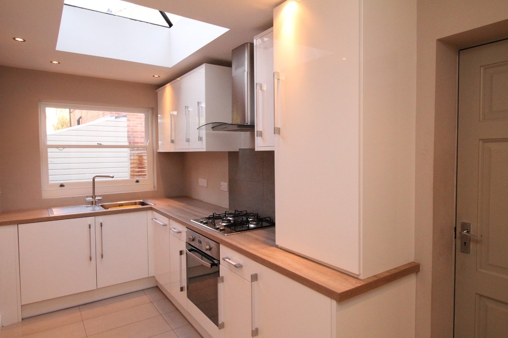 2 bed terraced house to rent in Millfield Terrace, Hexham 2
