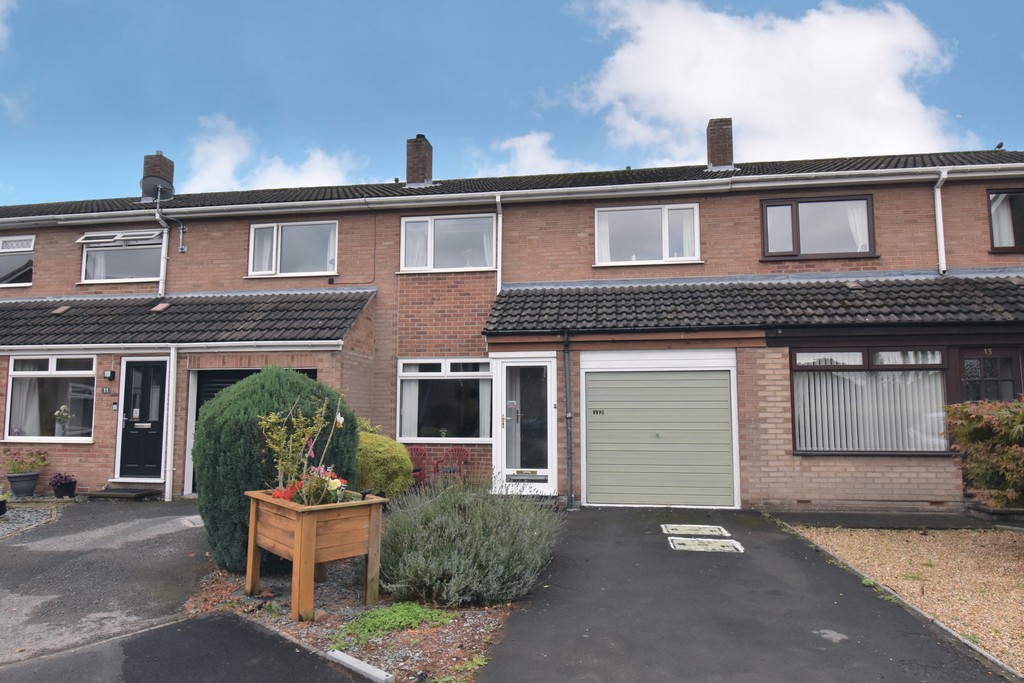 3 bed terraced house for sale in Richmond Rise, NORTHALLERTON, DL7 