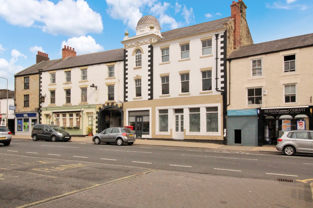 2 bed apartment to rent in Priestpopple, Hexham  - Property Image 1