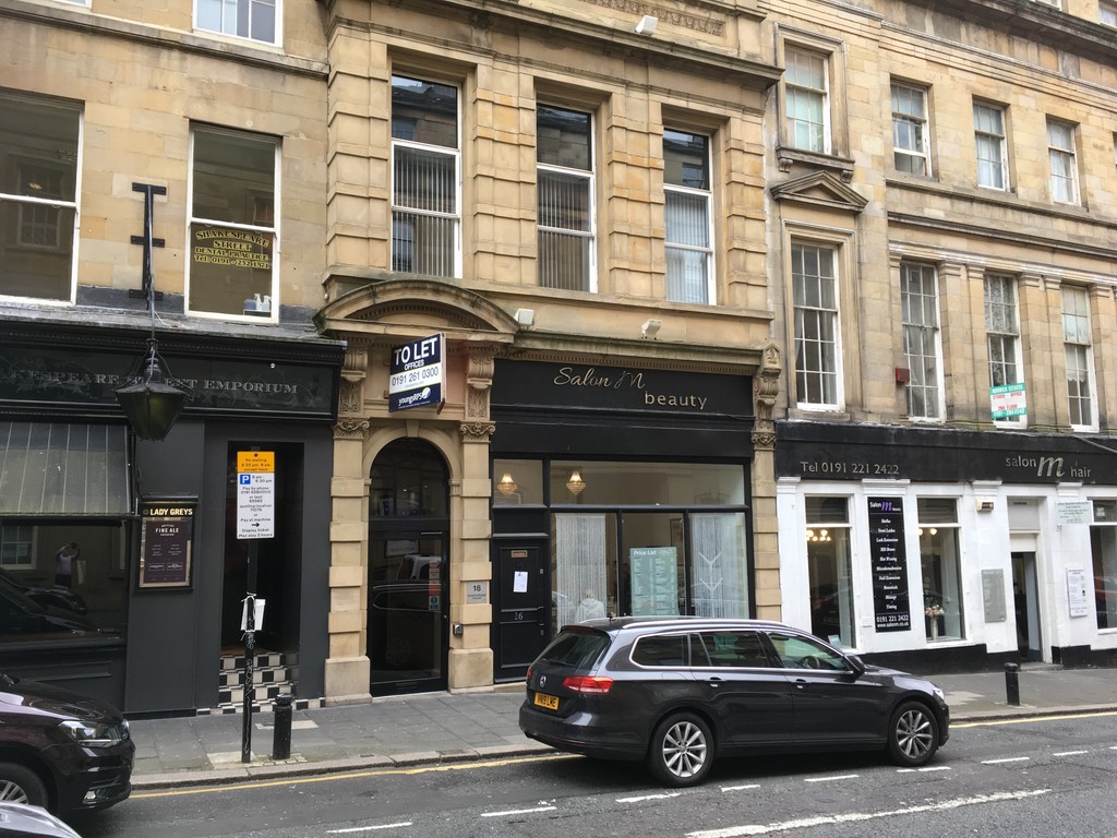 Superb Central location. Rent only £11.50 per sq ft per annum exclusive. Flexible lease terms with Tenant Break Options. Incentives