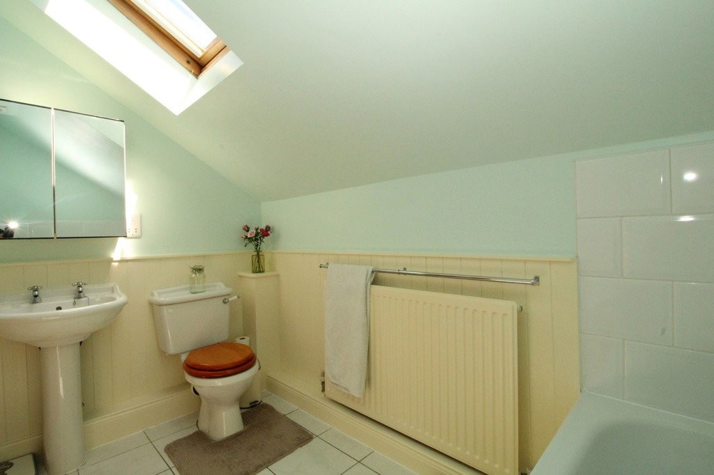 2 bed cottage to rent in Lowgate, Hexham  - Property Image 6
