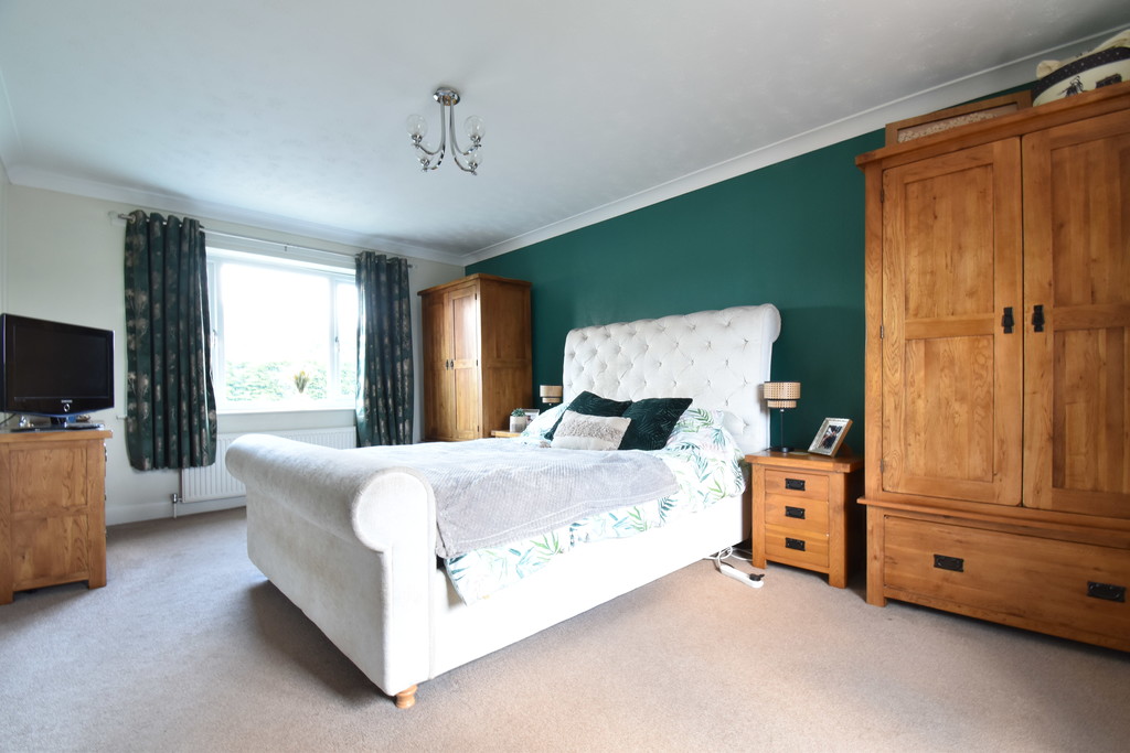 3 bed detached house for sale in Crosby Road, Northallerton  - Property Image 9