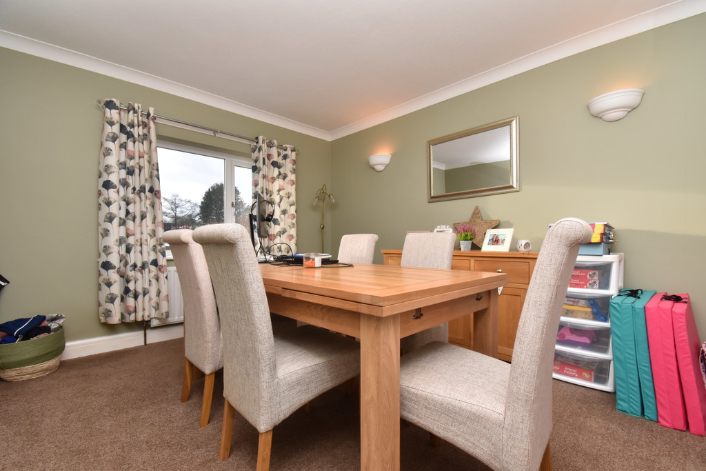 3 bed detached house for sale in Crosby Road, Northallerton  - Property Image 4