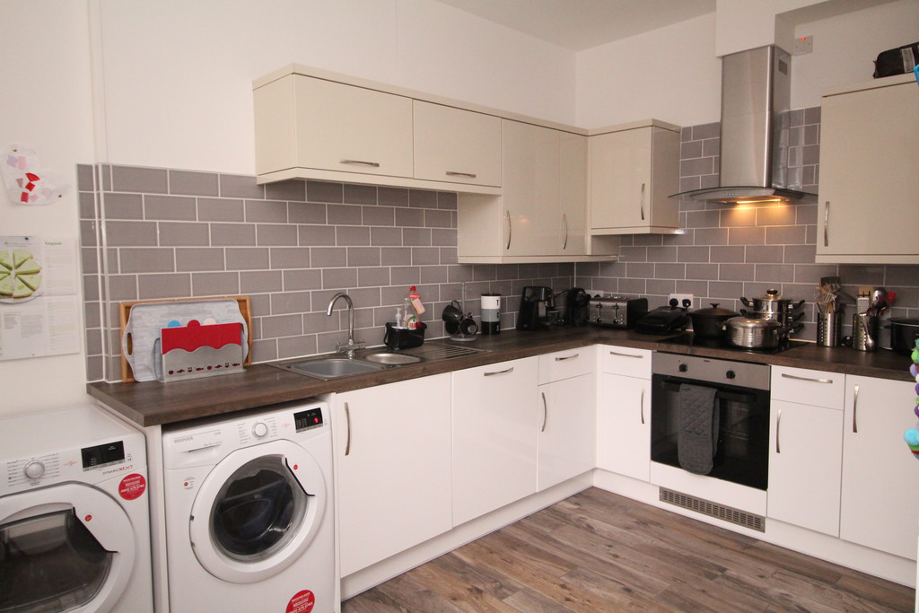 2 bed apartment to rent in Priestpopple, Hexham  - Property Image 3