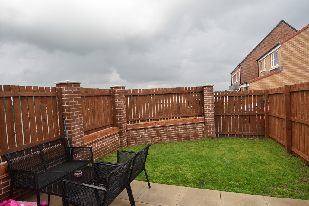 2 bed end of terrace house for sale in Runnymede Way, Northallerton  - Property Image 9