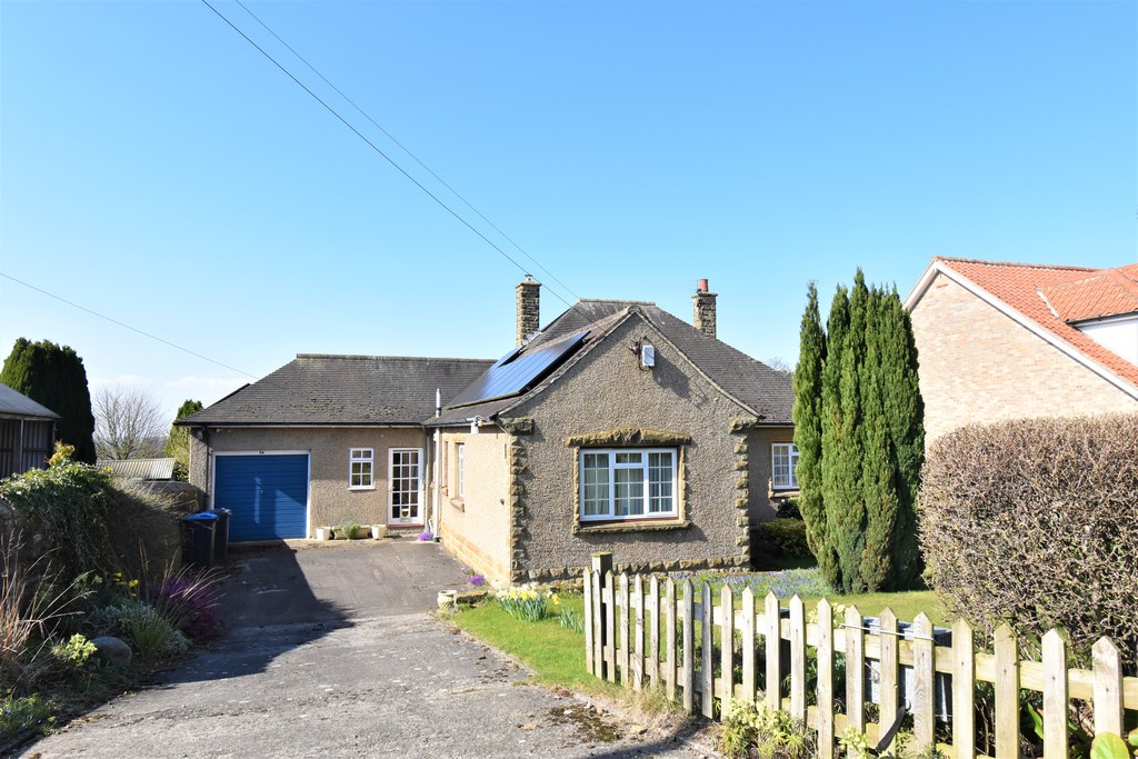 3 bed detached bungalow for sale in South End, North Yorkshire, DL6 