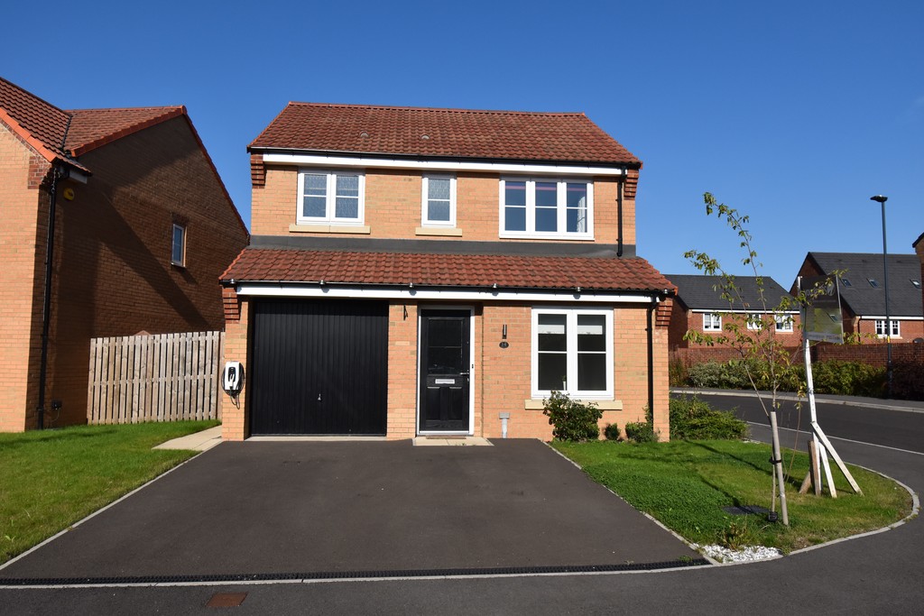 3 bed detached house to rent in Portland Road, Northallerton, DL6 