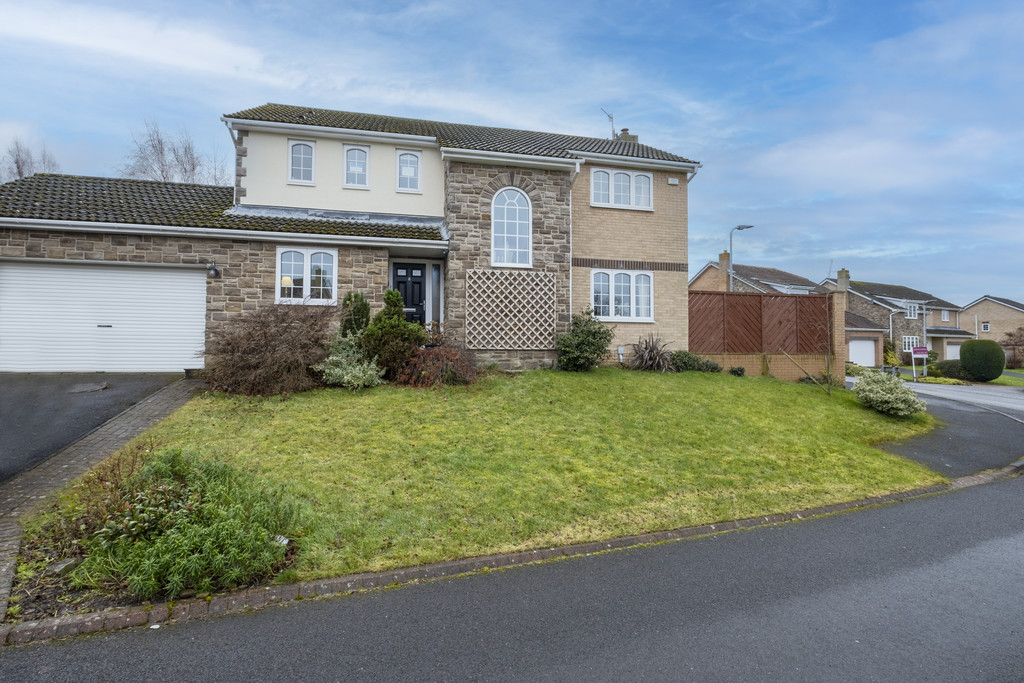 4 bed detached house for sale in Coulson Close, Hexham, NE46