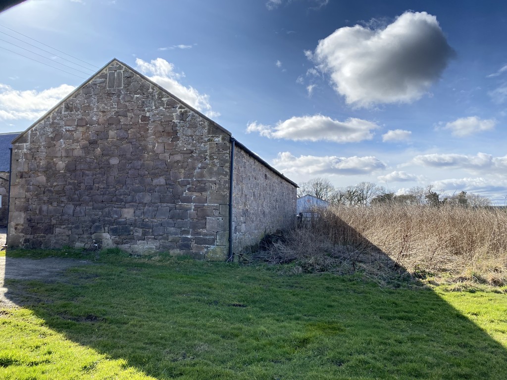 An opportunity to acquire a residential development plot, to include conversion of an existing agricultural building.