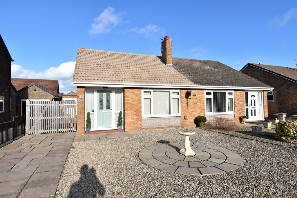 2 bed semi-detached bungalow for sale in Chantry Road, Northallerton, DL7 