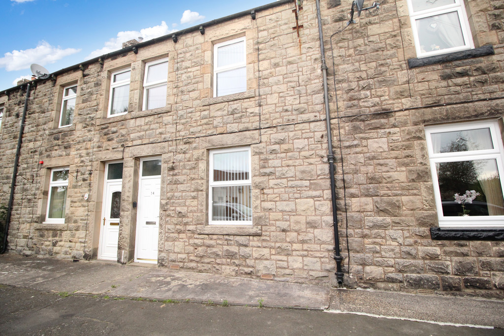 3 bed terraced house to rent in Holme Terrace, Haltwhistle, NE49