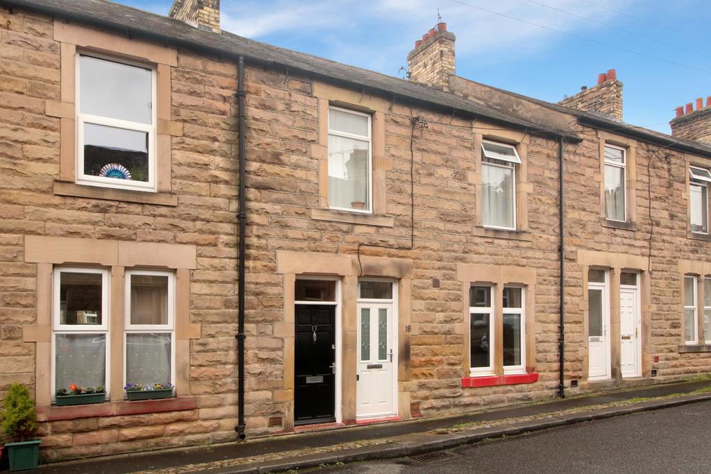2 bed ground floor flat to rent in Kingsgate, Hexham  - Property Image 1