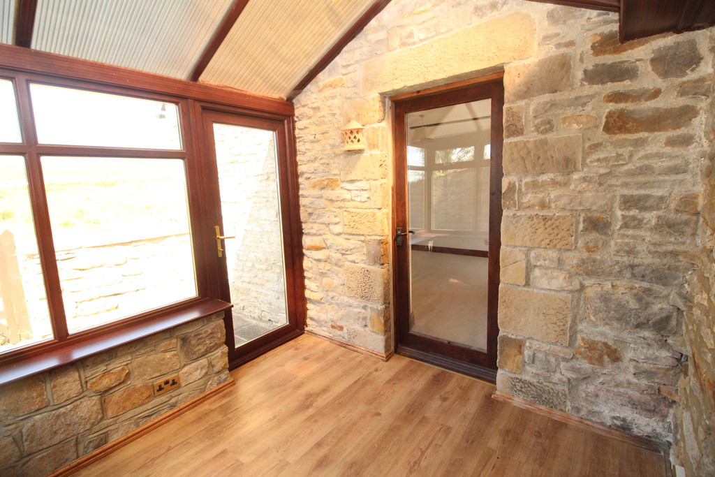 2 bed barn conversion to rent, Hexham  - Property Image 7