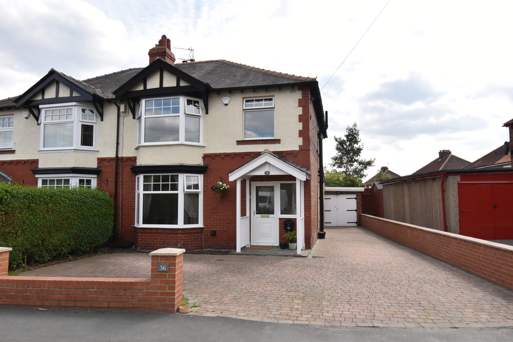 3 bed semi-detached house for sale in Racecourse Lane, Northallerton, DL7 