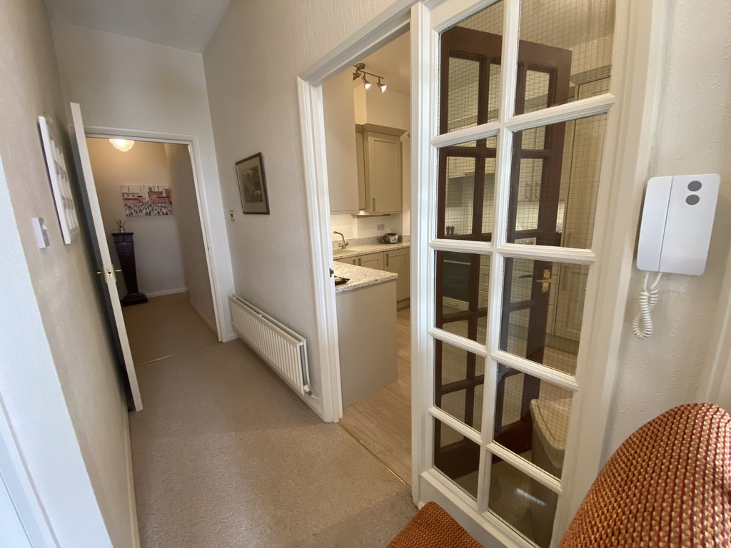 2 bed flat for sale in St. Marys Wynd, Hexham  - Property Image 4