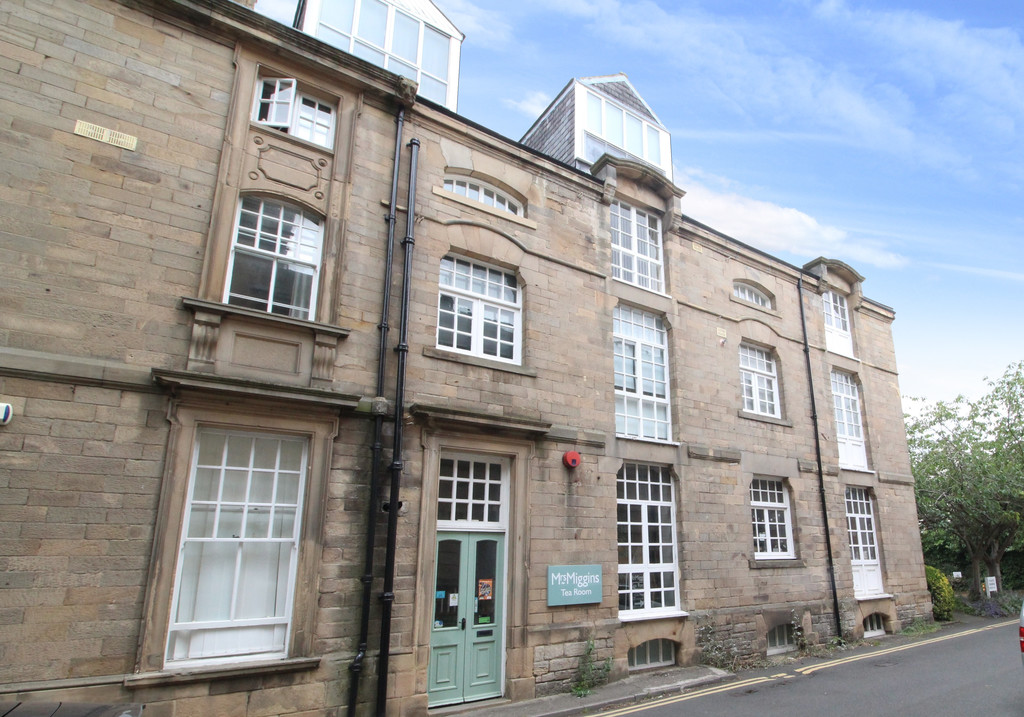 2 bed flat for sale in St. Marys Wynd, Hexham 1