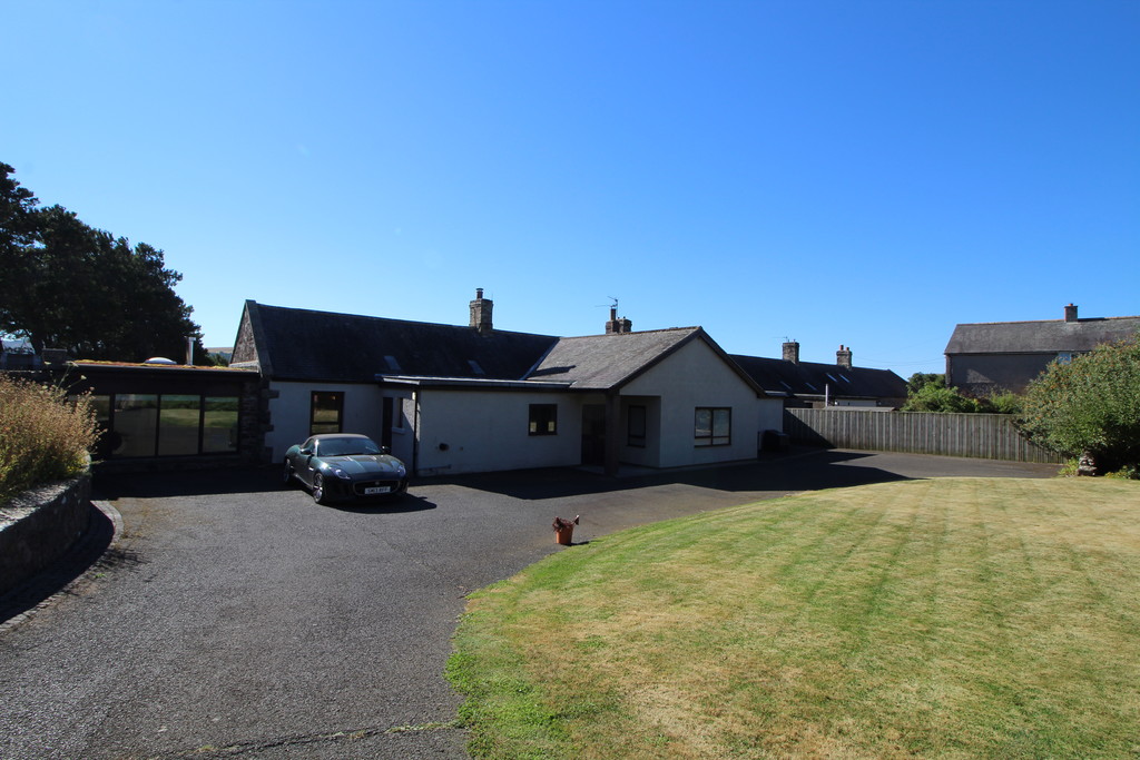 4 bed farm house for sale, Mindrum, TD12