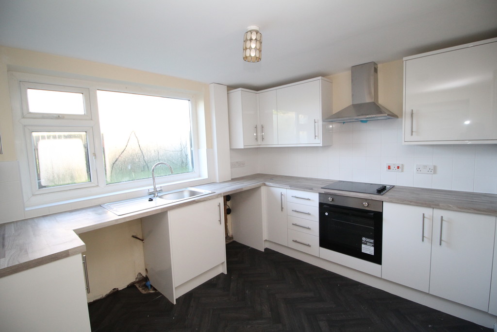 2 bed semi-detached house to rent, Newcastle Upon Tyne 2