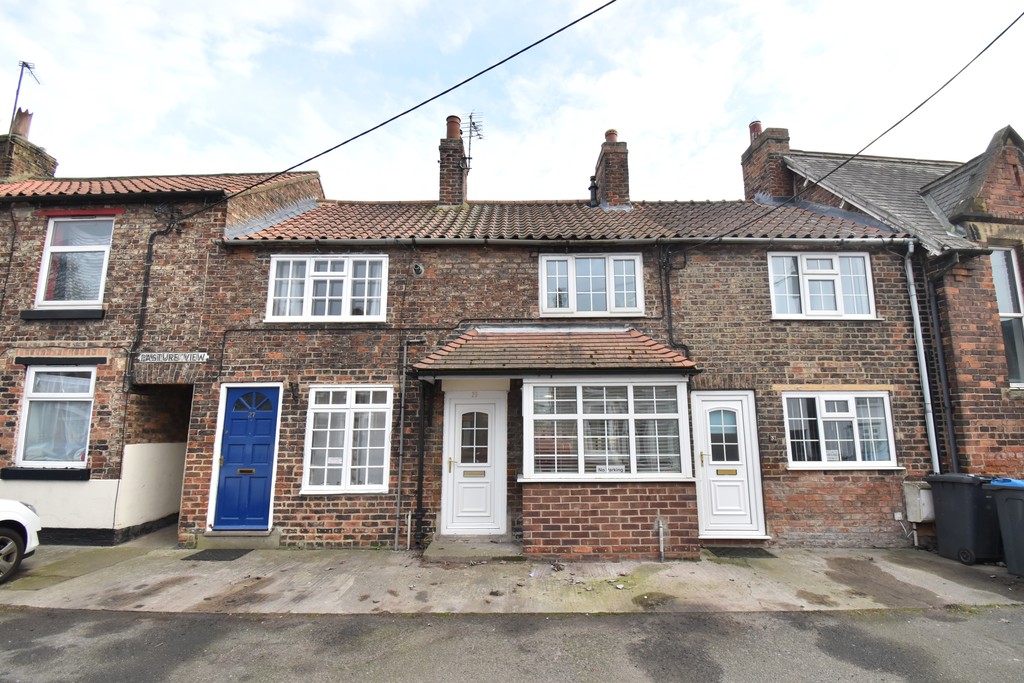 1 bed terraced house to rent in Northallerton Road, Northallerton  - Property Image 1