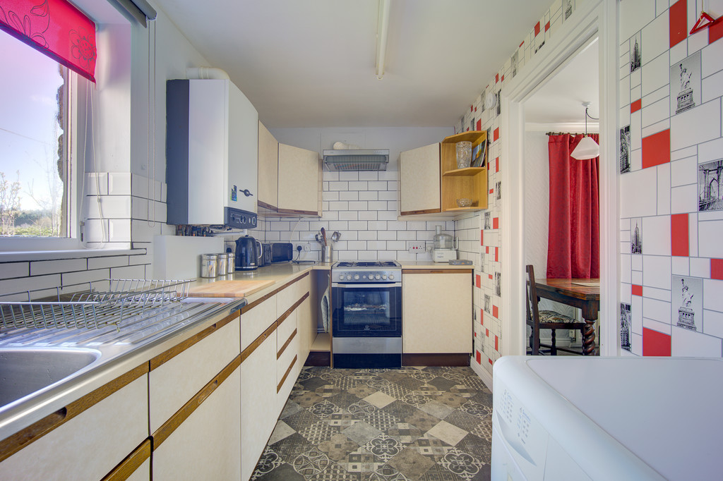 2 bed ground floor flat for sale in The Old Orchard, Riding Mill  - Property Image 5