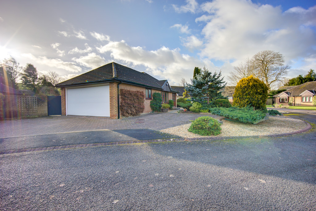 5 bed detached bungalow for sale in Oaklands Rise, Riding Mill  - Property Image 26