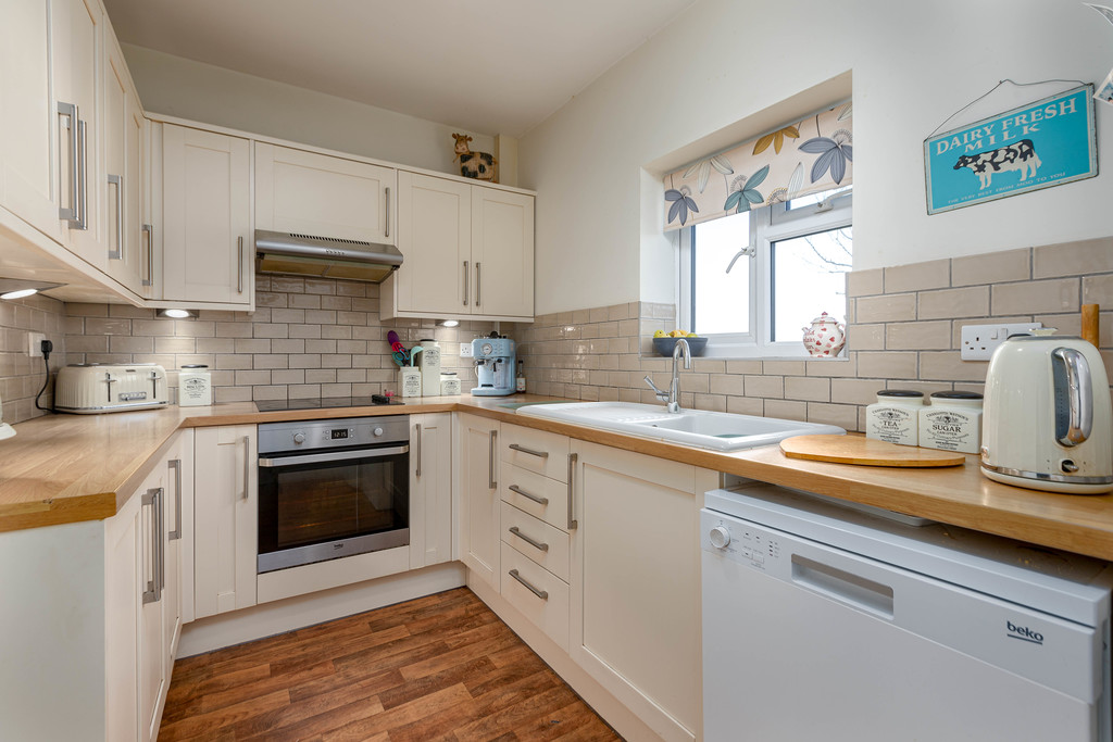 3 bed for sale, York  - Property Image 8