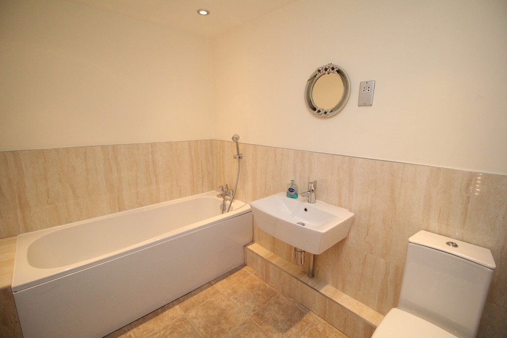 2 bed apartment for sale in Haining Croft House, Hexham  - Property Image 7