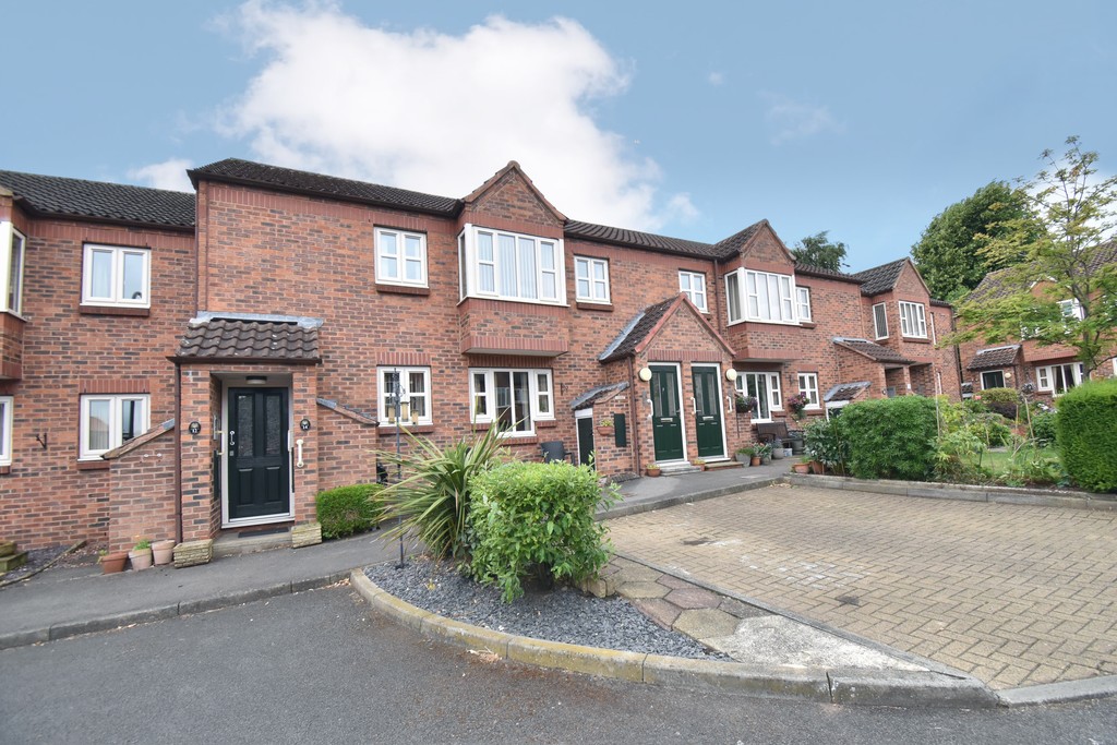 2 bed apartment for sale in Applegarth Court, Northallerton  - Property Image 5