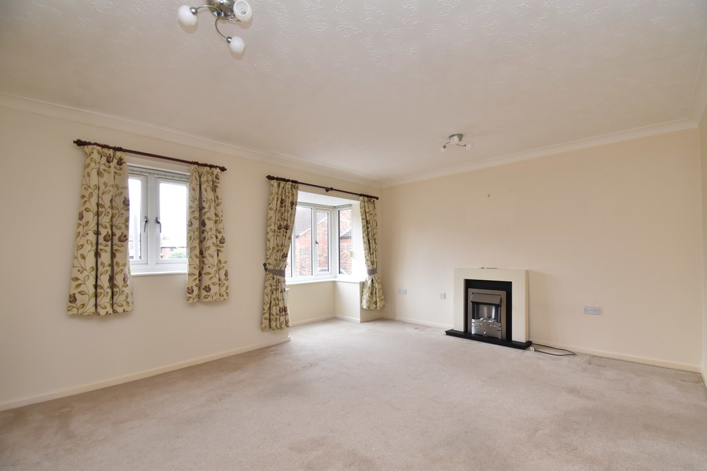 2 bed apartment for sale in Applegarth Court, Northallerton 1