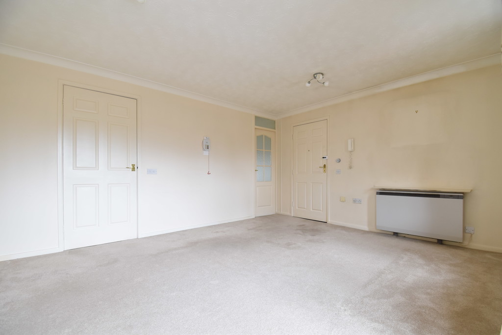 2 bed apartment for sale in Applegarth Court, Northallerton  - Property Image 8