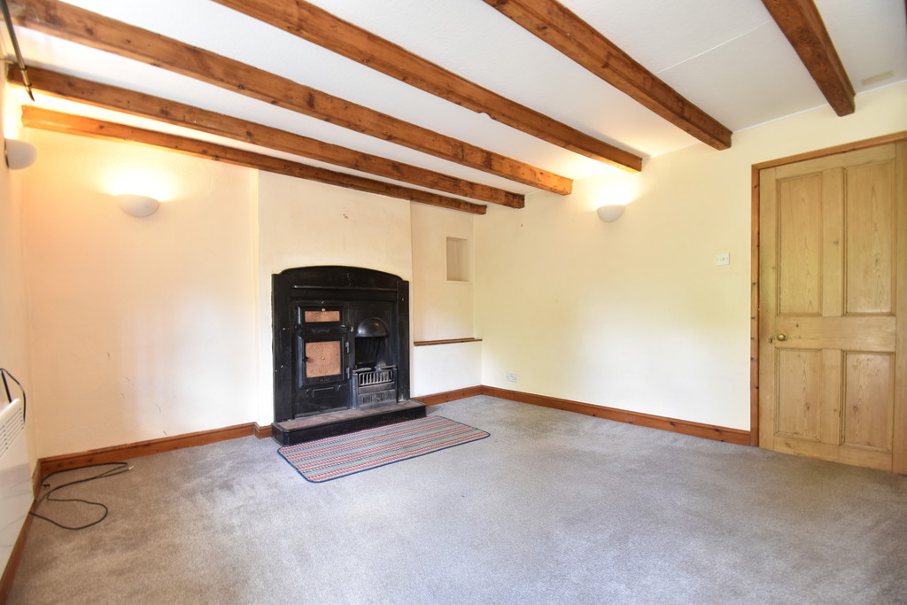 2 bed terraced house for sale in North End, Northallerton 1